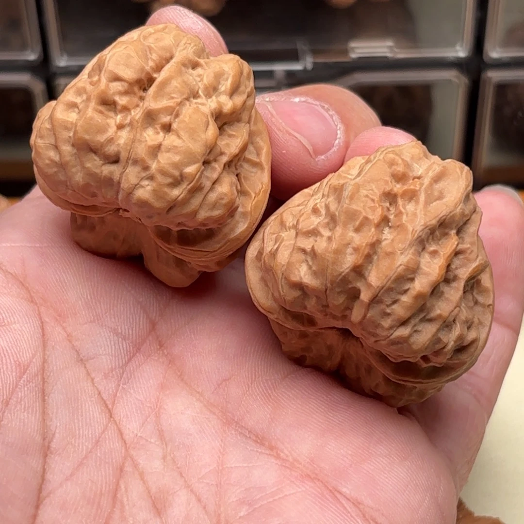 文玩核桃把件蛤蟆头