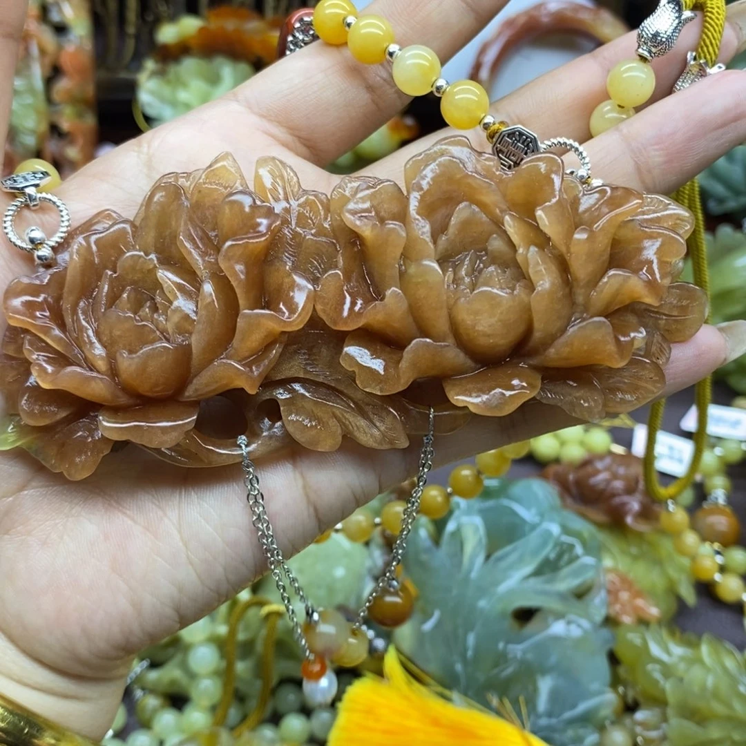 蛇纹石玉未镶嵌挂件