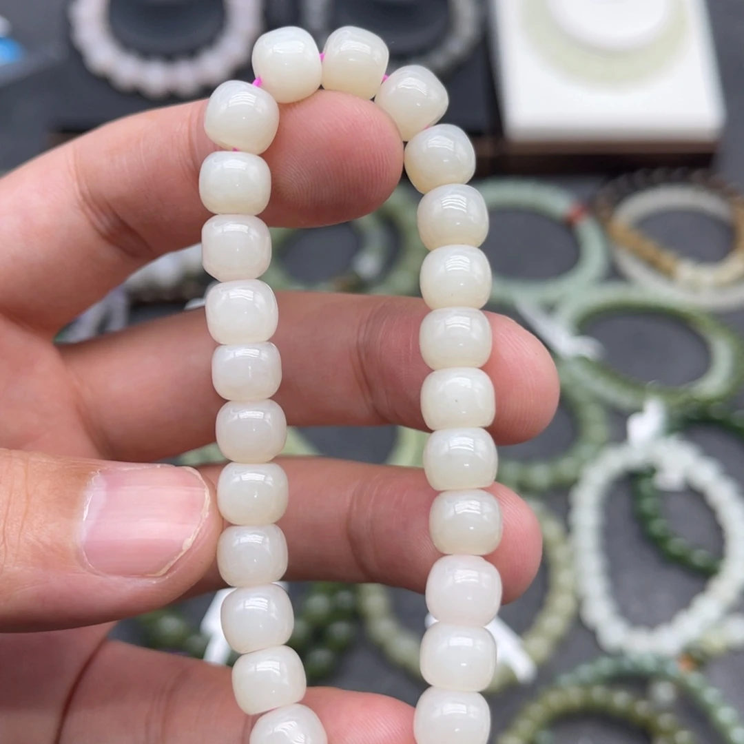 和田玉未镶嵌手串卡8藕色老型珠