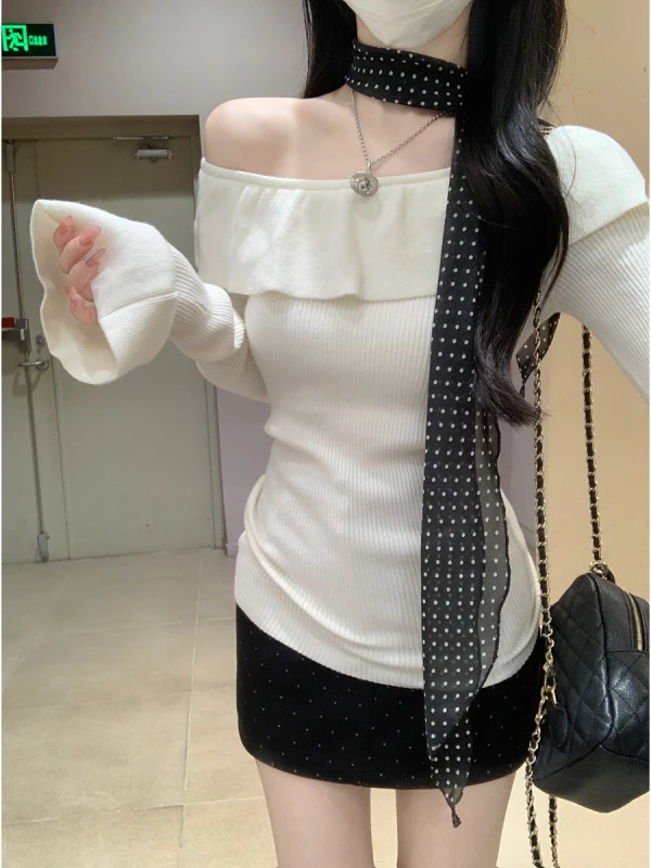miu系纯欲荷叶边一字肩长袖针织衫女早秋修身收腰露肩打底衫上衣