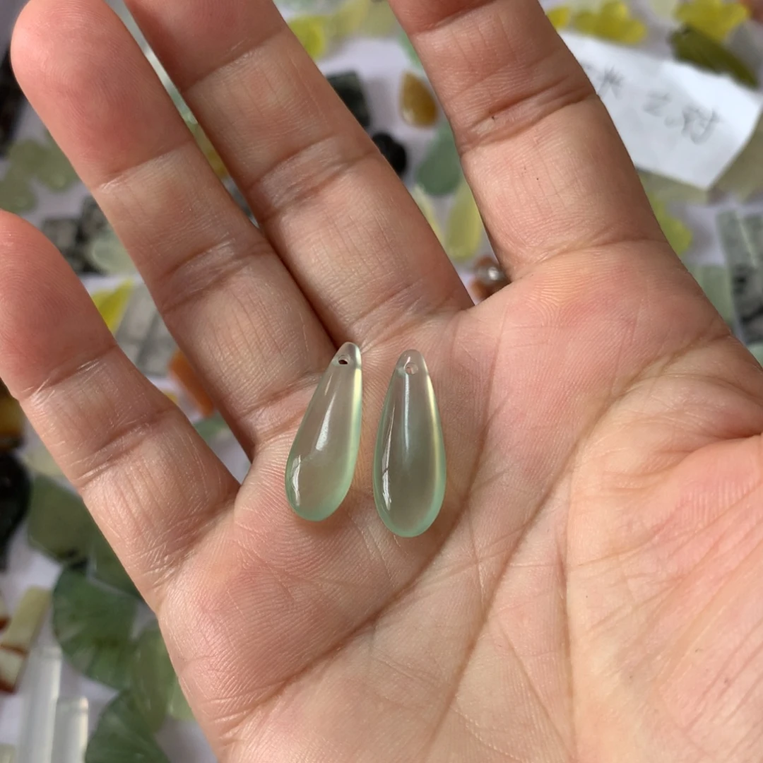 無***夏未镶嵌蛇纹石玉耳环