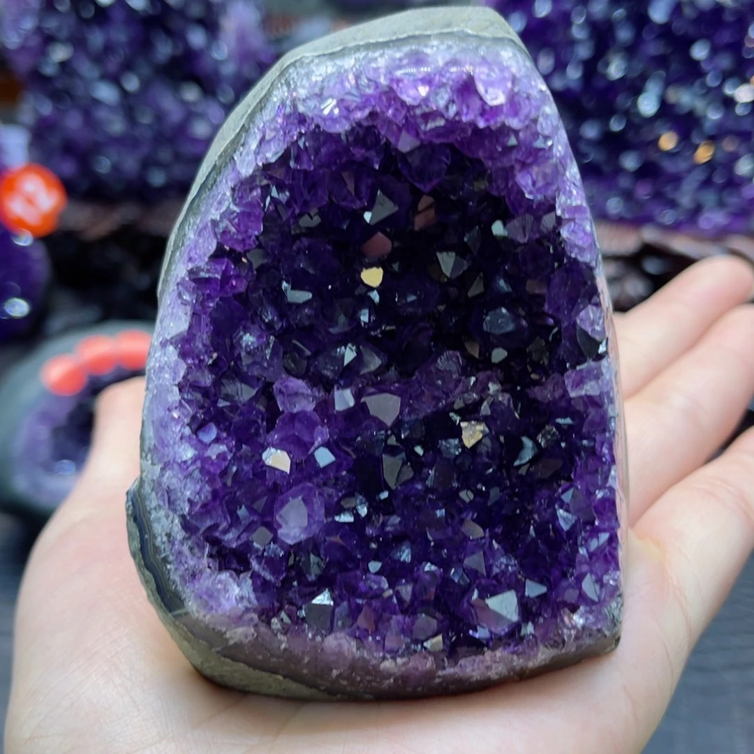 紫晶大型摆件（非配饰）未镶嵌