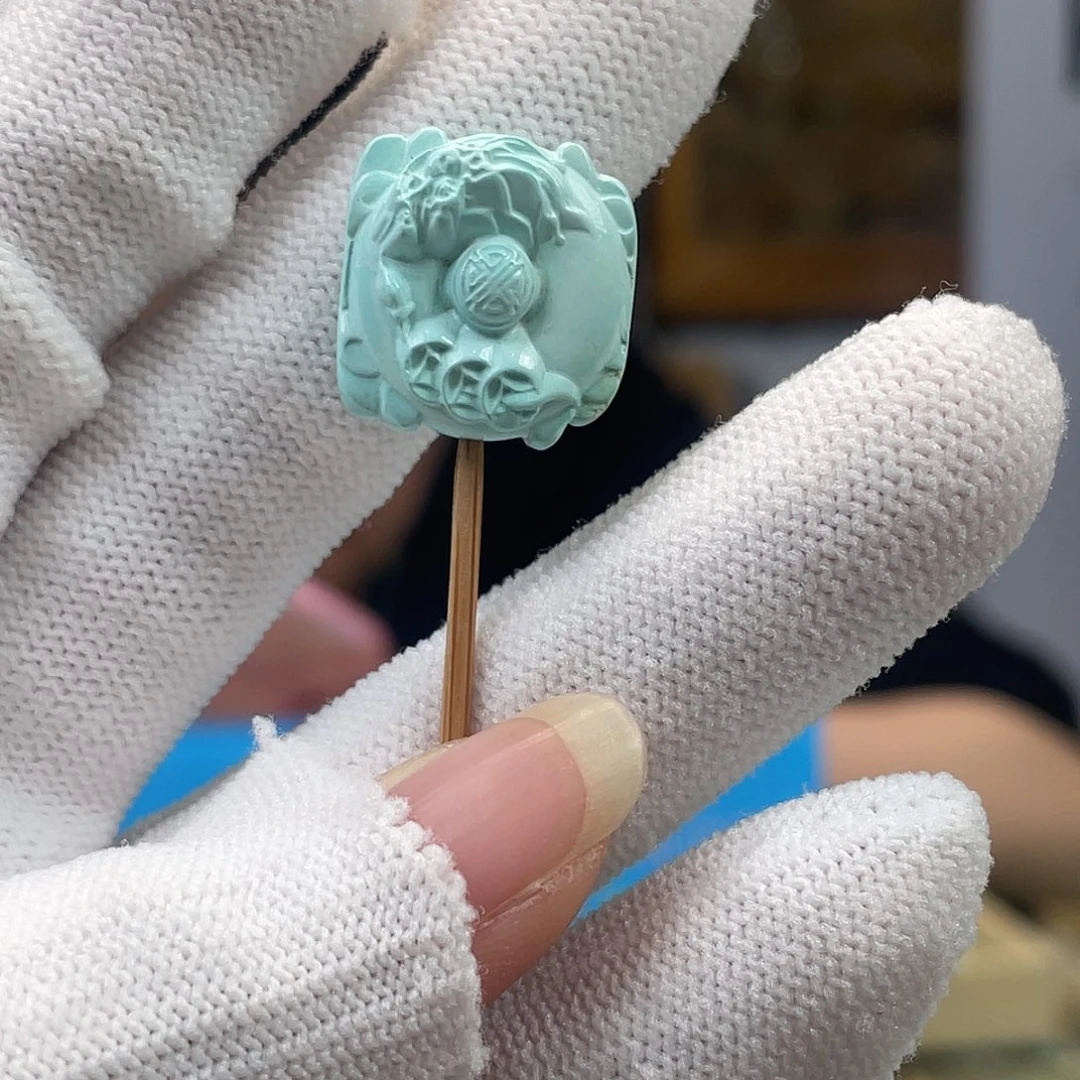 绿松石未镶嵌挂件