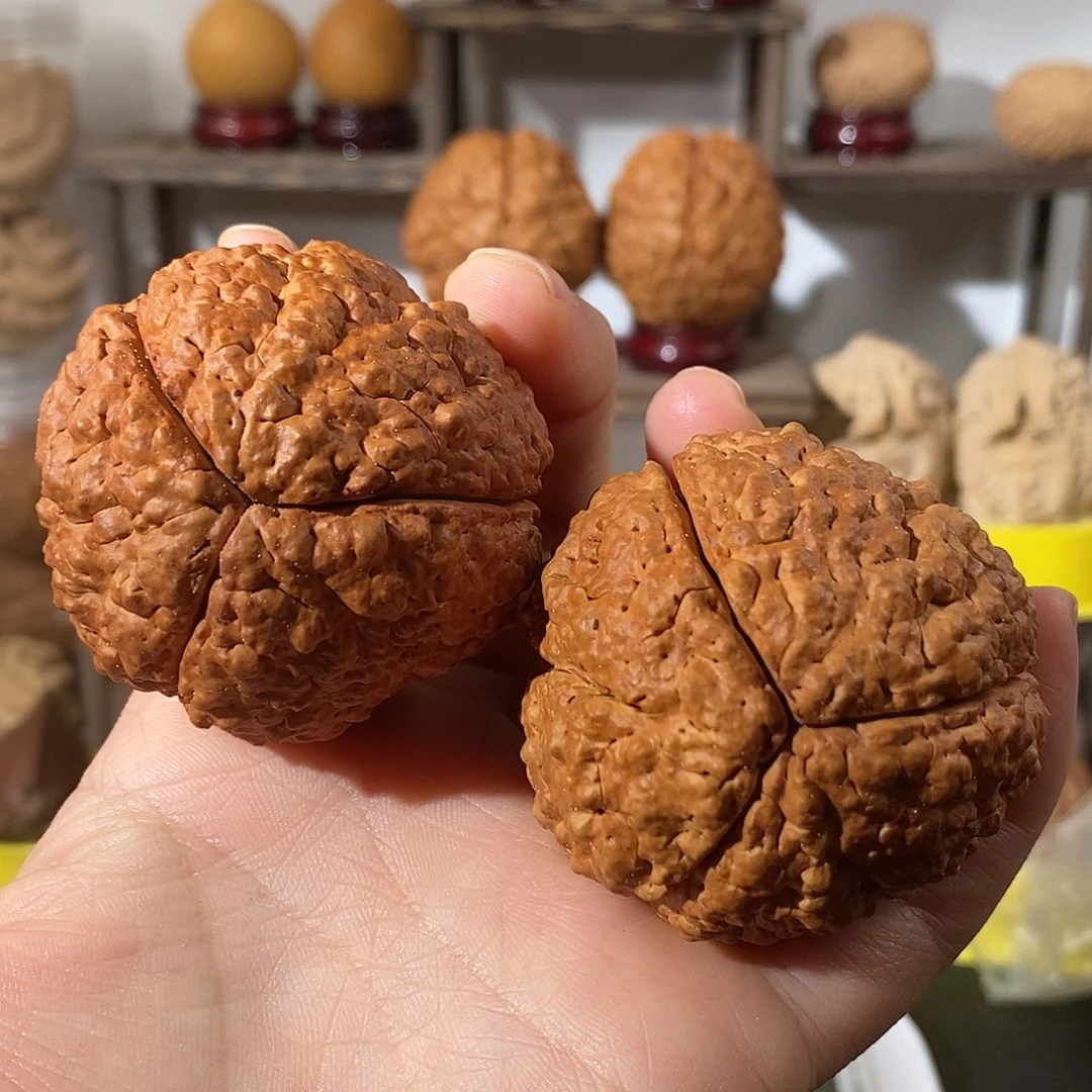 吊坠文玩核桃三瓣脑纹金刚色差不退不换不接受中差评5158