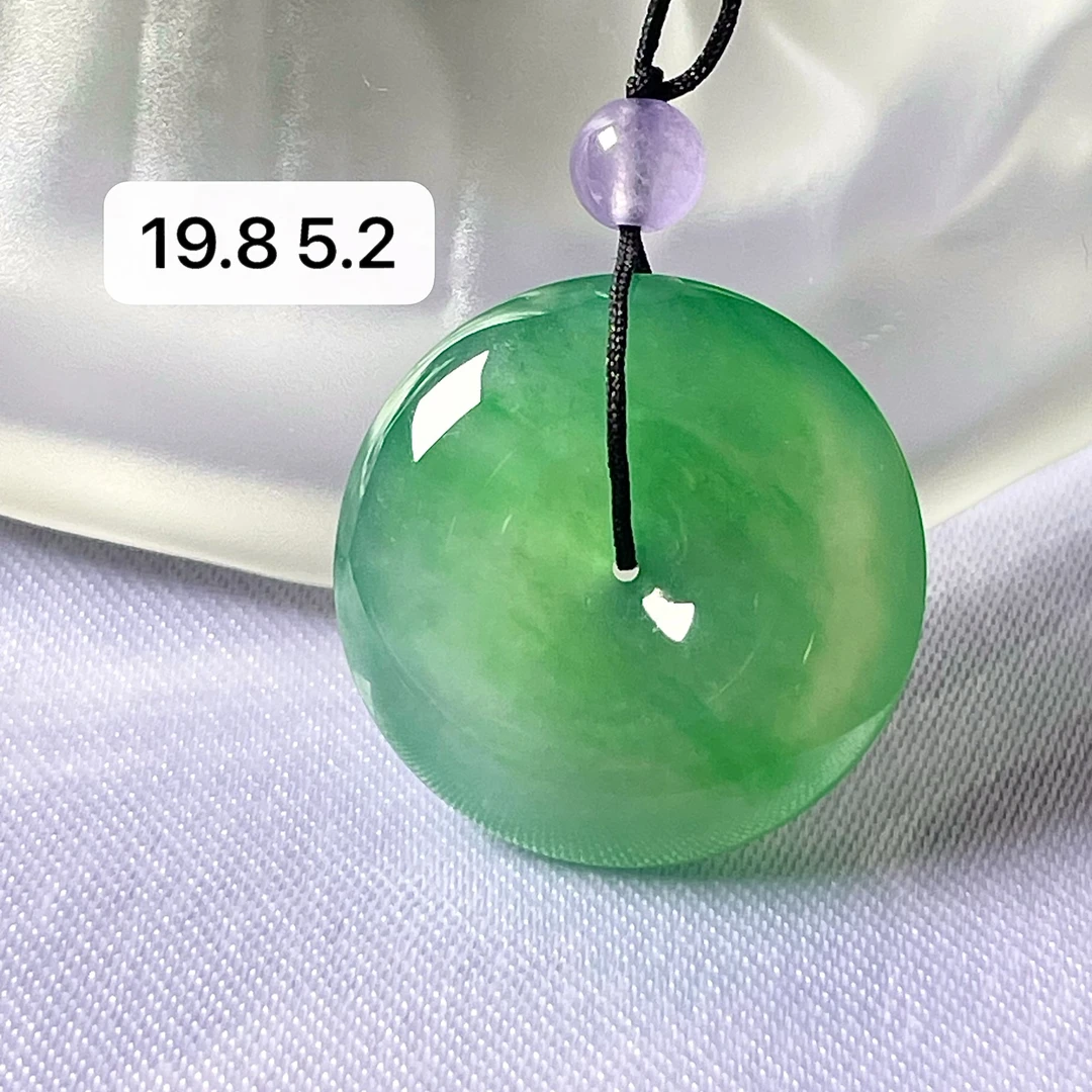 天然a货缅甸翡翠冰种绿色平安扣吊坠