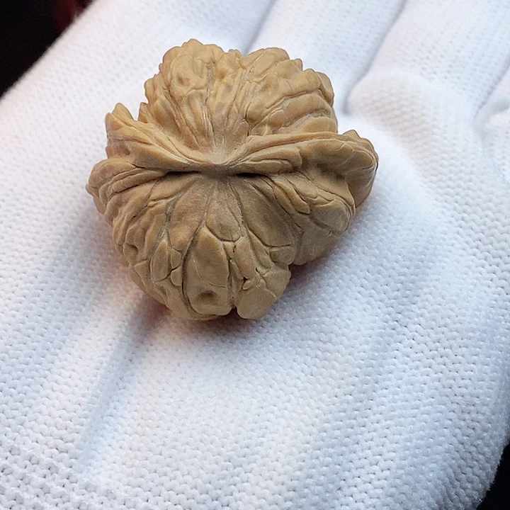 文玩核桃吊坠A***桥瑕疵单只不退不换