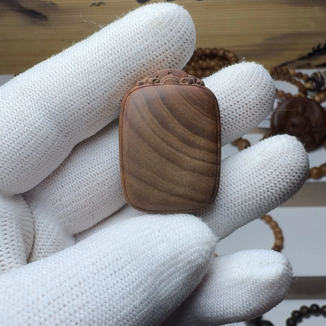 檀香木老山檀香黑肉横纹祥云无事牌34×24×8mm，