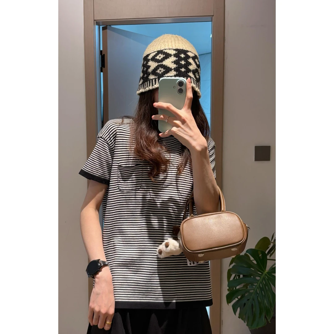 2025早春新款韩版宽松显瘦百搭纯色圆领长袖T恤女休闲打底衫上衣