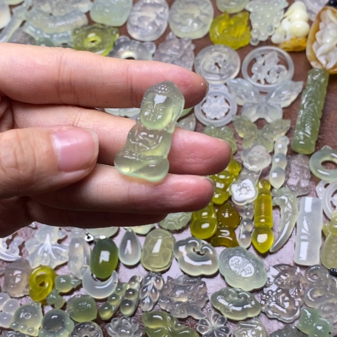 蛇纹石玉合金项链