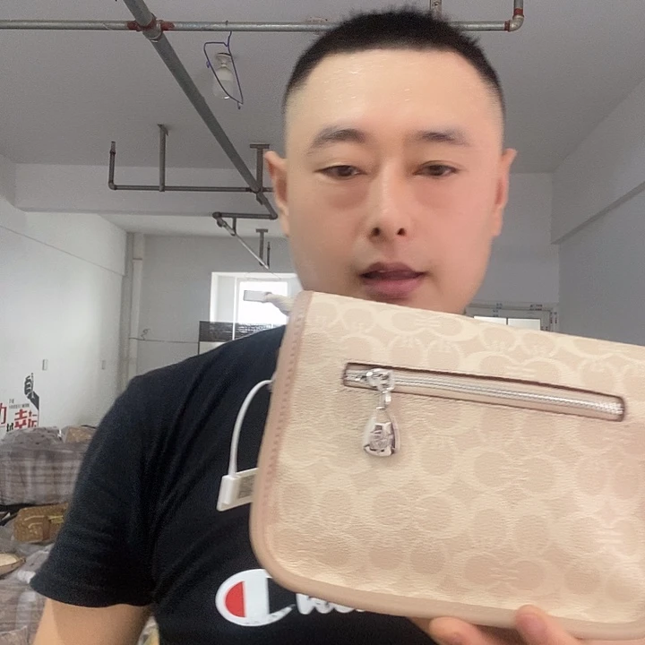 蚕丝黄牛皮（革）PVC水牛皮（革）聚酯纤维羊剖层皮革