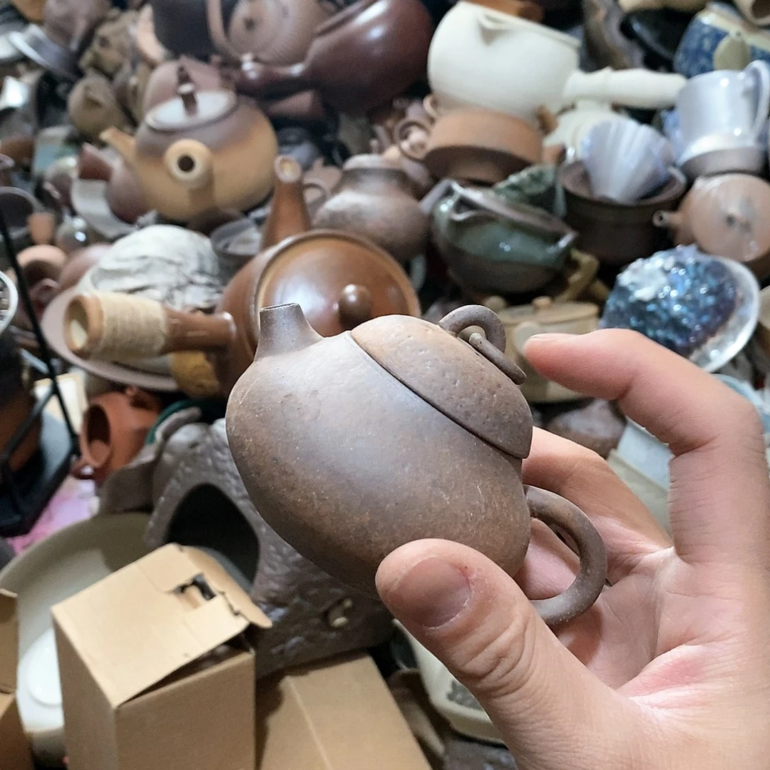 瓷片荷花绽放了我去海边看了一下天空和