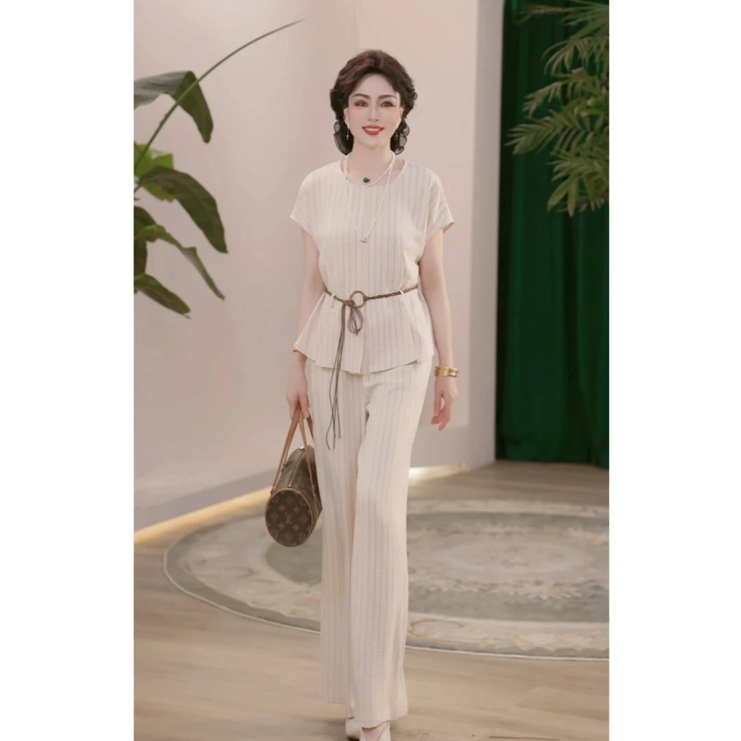 2025新款洋气中老年女装时尚上衣套装气质妈妈夏季两件套