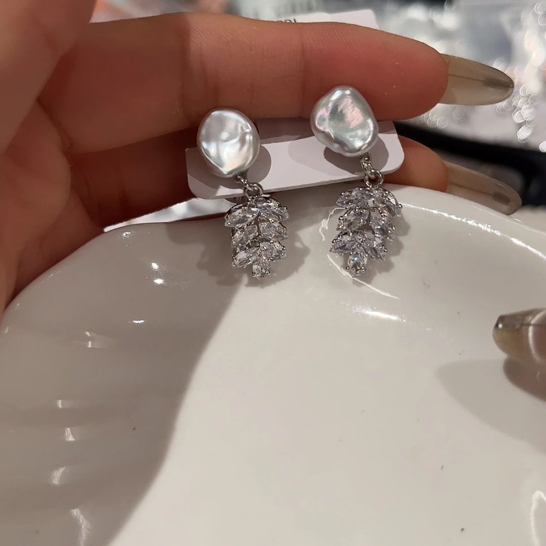 合金淡水珍珠耳饰