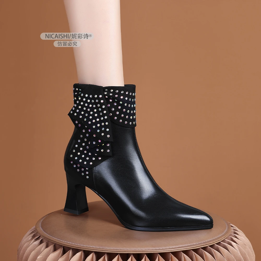 2025年新款欧美复古小众拼接短靴尖头舒适百搭黑色水钻高级感3402