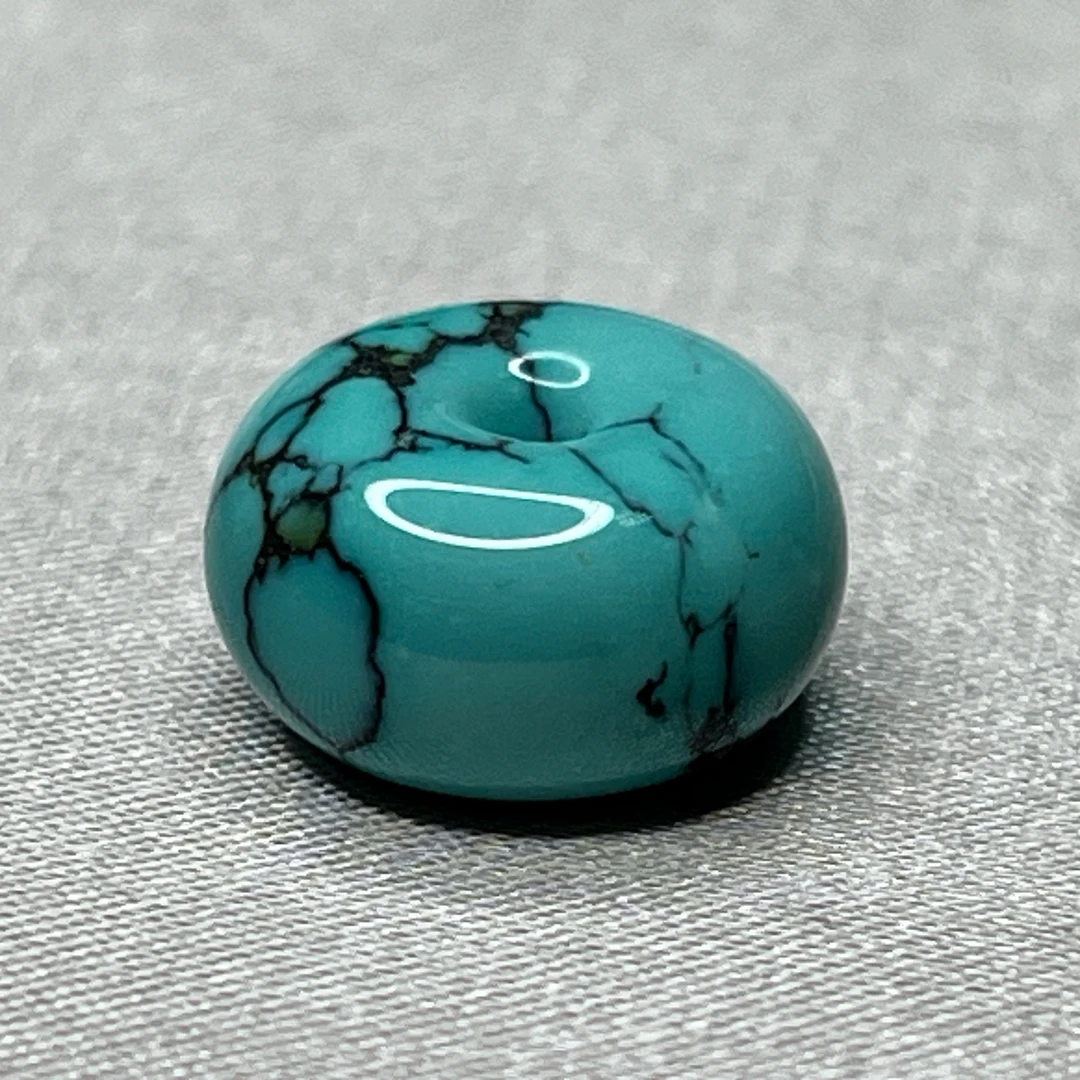 绿松石面包圈，尺寸12.9x7mm重2克