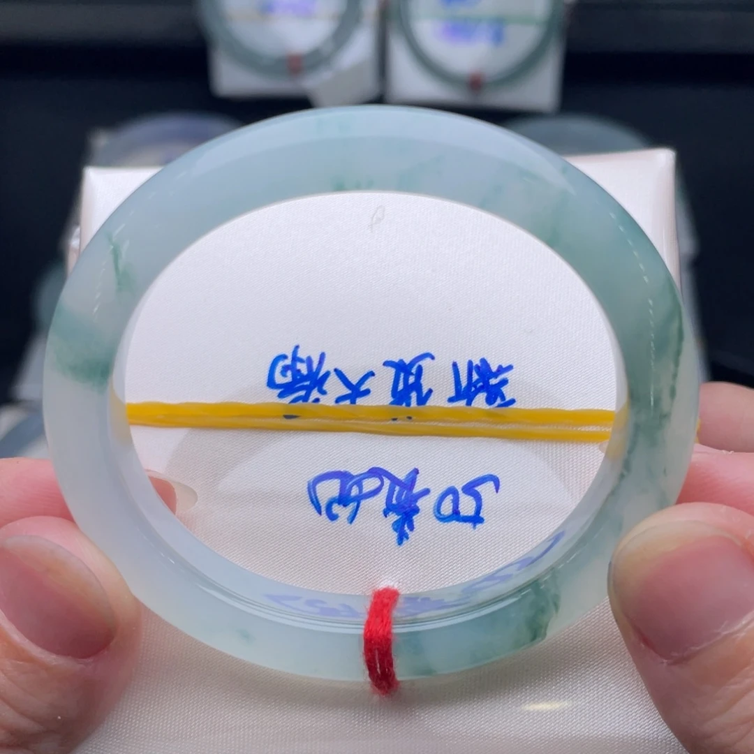 翡翠未镶嵌手镯翡翠手镯36