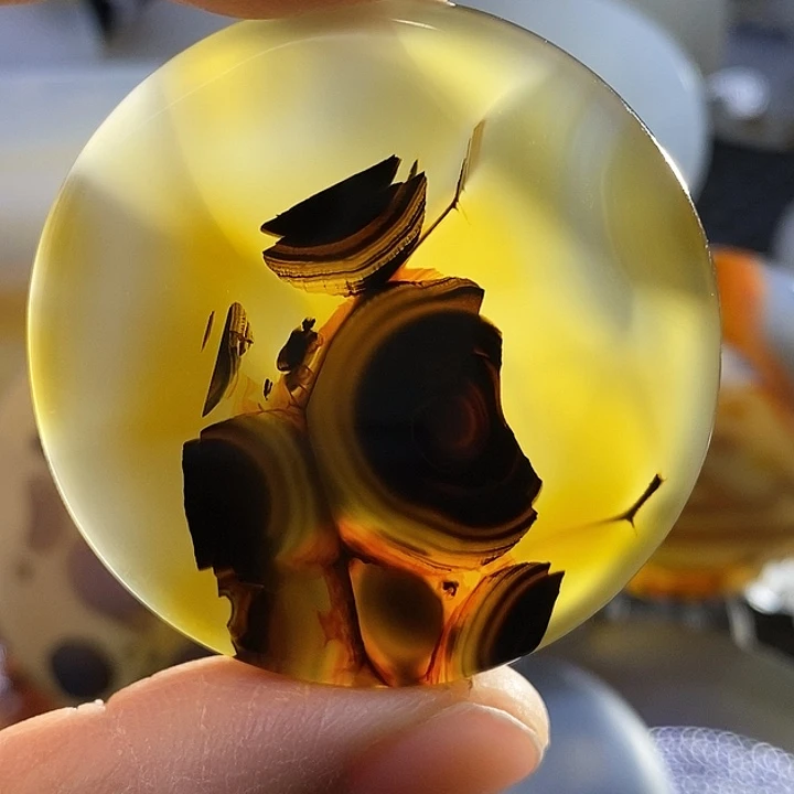 未镶嵌颈饰玛瑙/玉髓