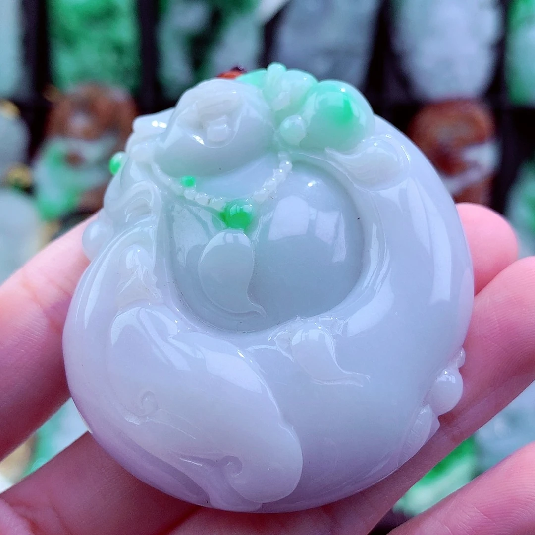 翡翠未镶嵌颈饰挂件