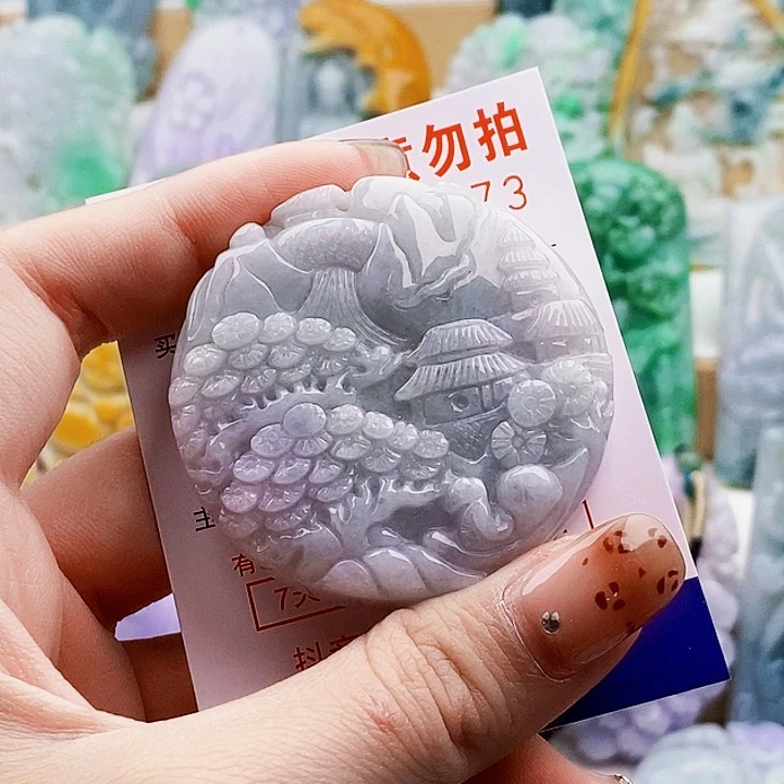 吊坠(不含链)未镶嵌翡翠