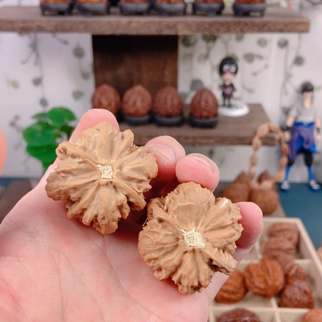 文玩核桃吊坠14¥¥方底金蝉