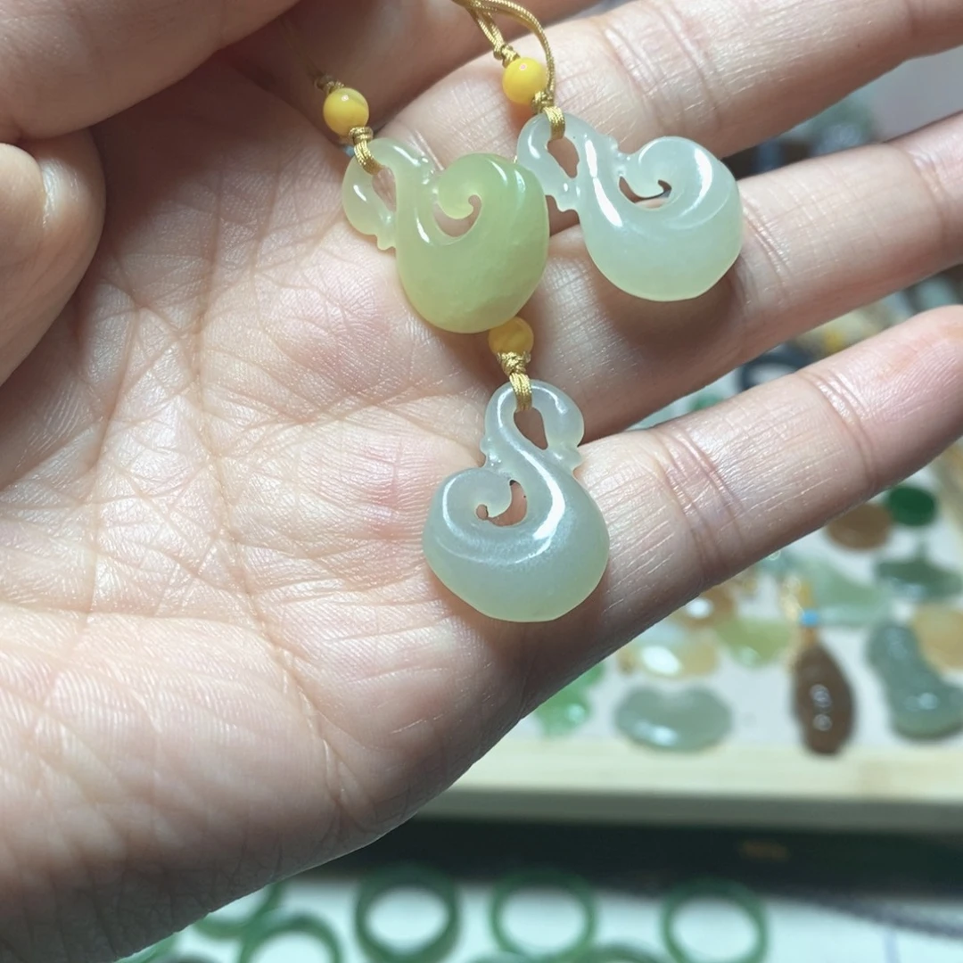 未镶嵌手串和田玉小天鹅手机链拍1发1
