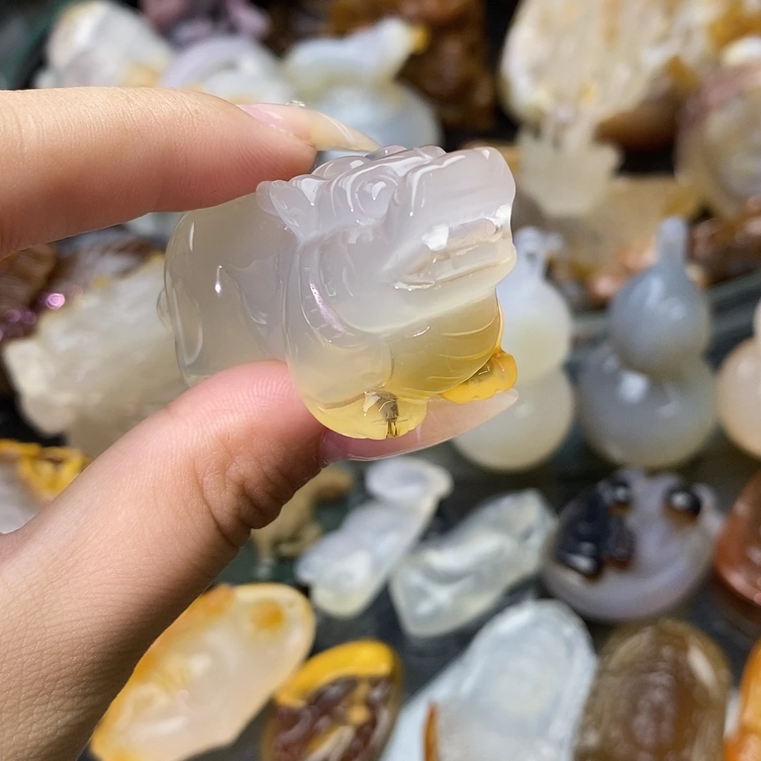 玛瑙/玉髓未镶嵌颈饰