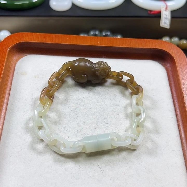 未镶嵌手链和田玉