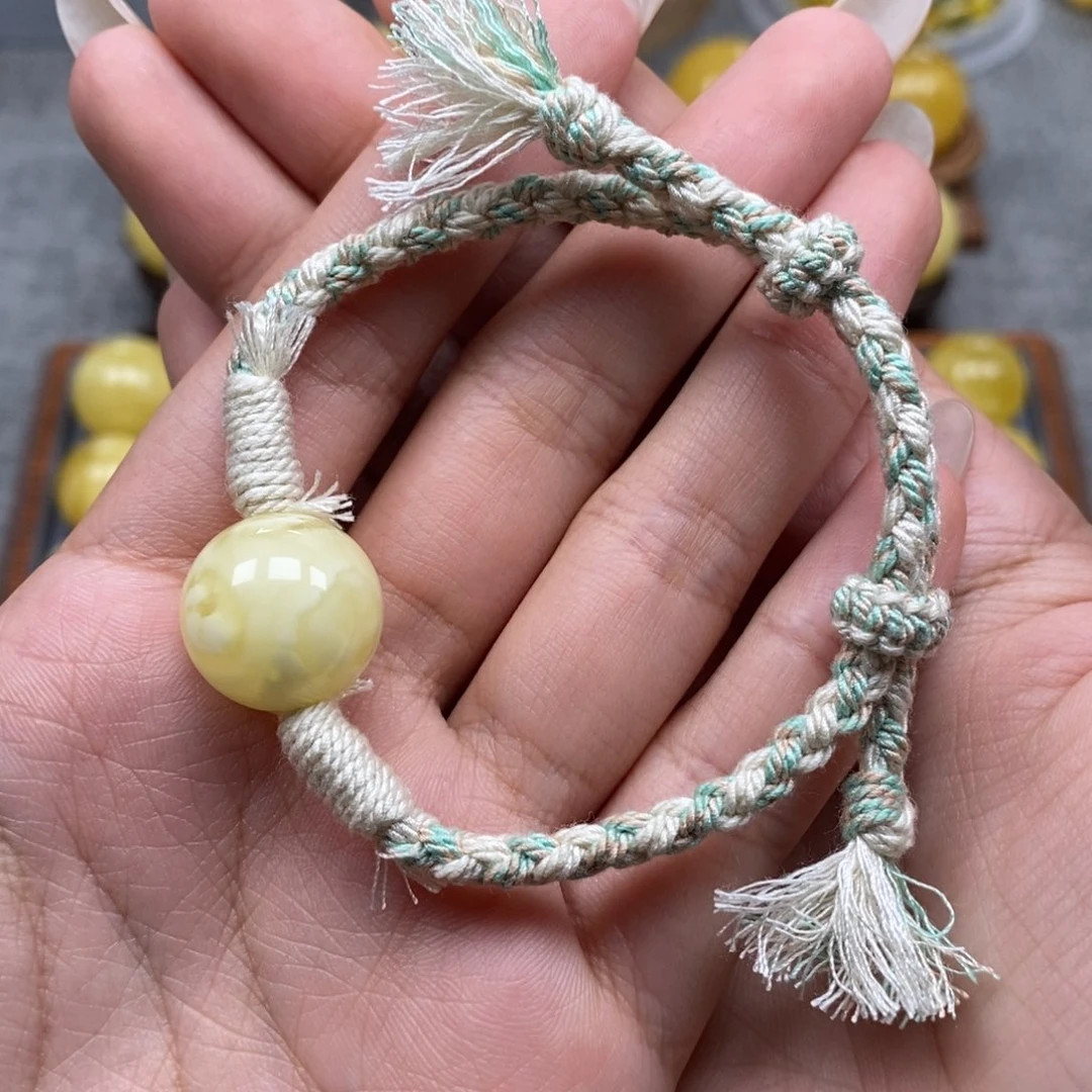 未镶嵌琥珀珠宝奇石