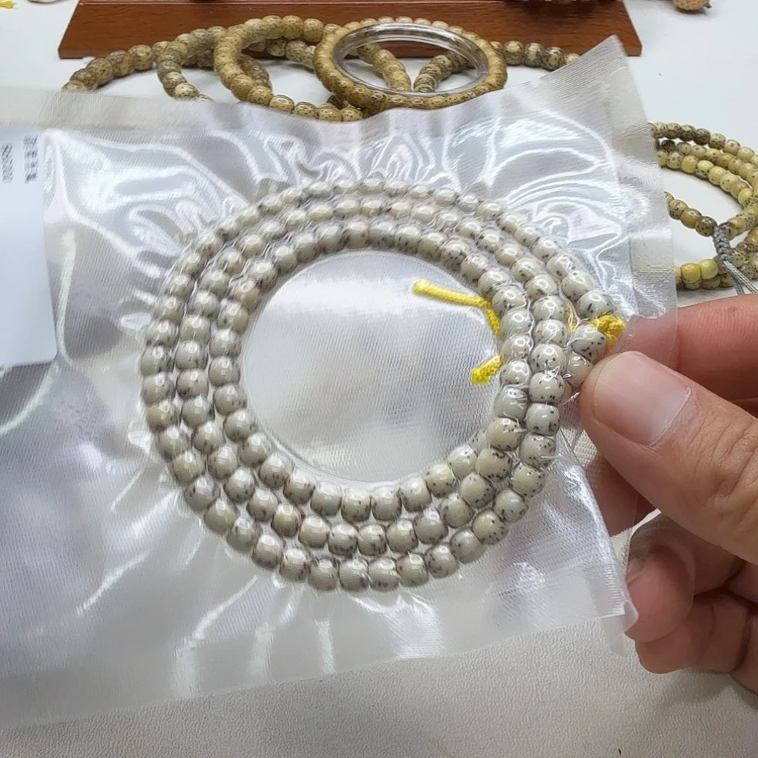 吊坠星月菩提30尊宠糯冰石玉河豚6左右108