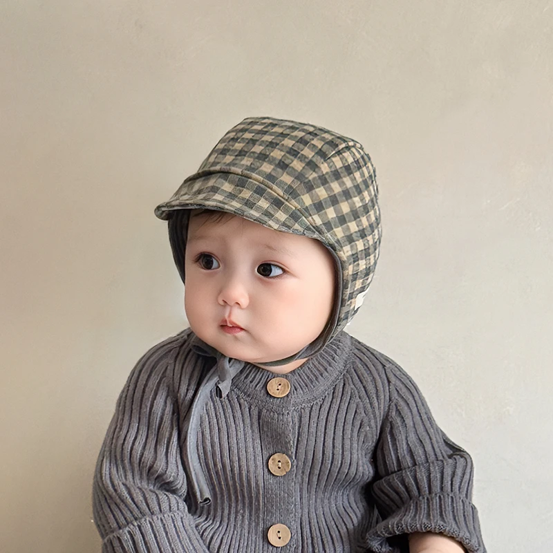 婴儿帽子秋冬季韩版复古格子护耳帽小月龄宝宝大檐宫廷帽包脸帽潮