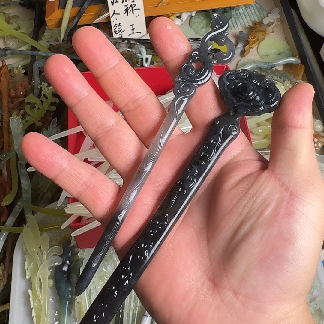 珠***猪蛇纹石玉未镶嵌发饰