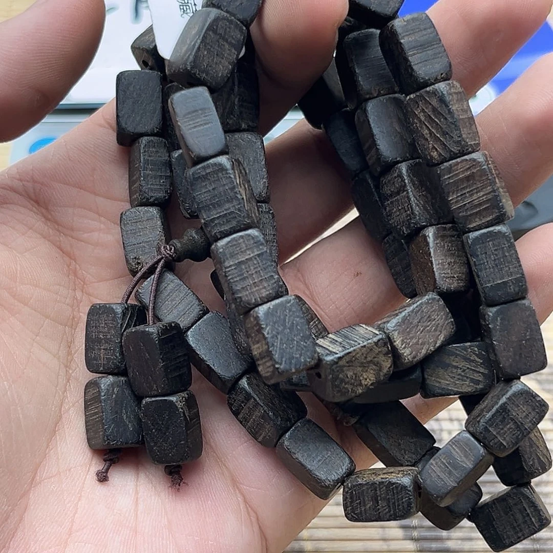 沉香沉香碎屑达拉干