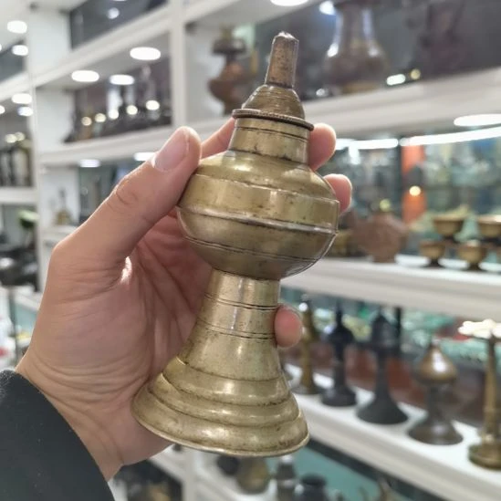 一铭专属老油灯一个