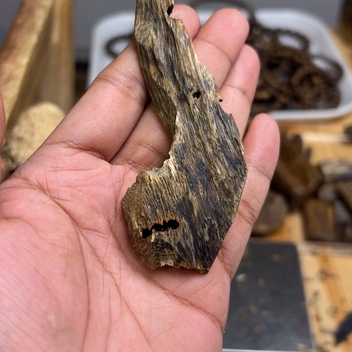 沉香碎屑沉香12.8克