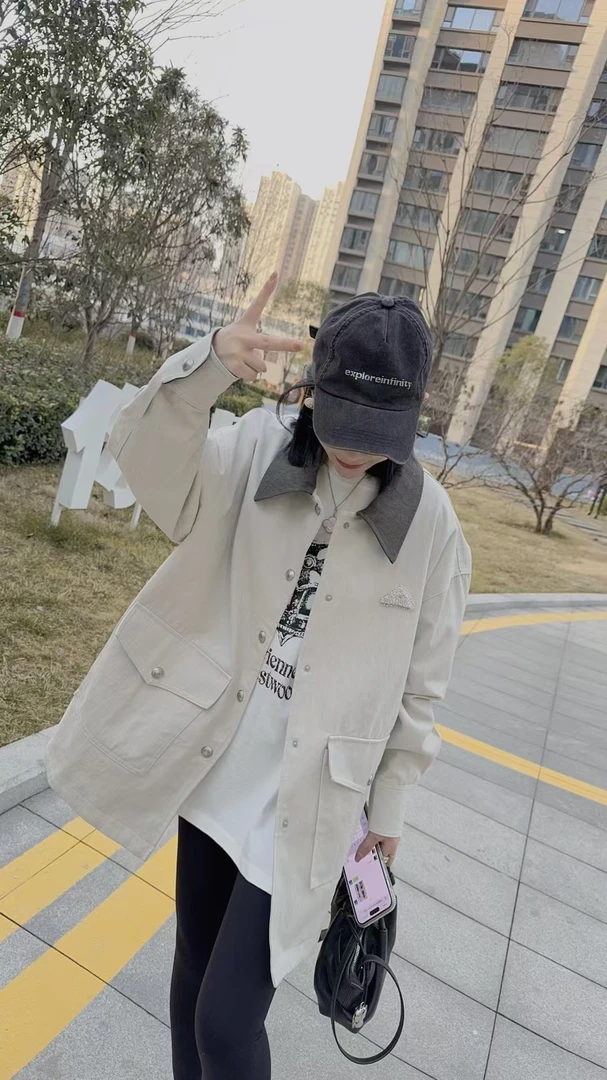 C+家时尚翻领外套