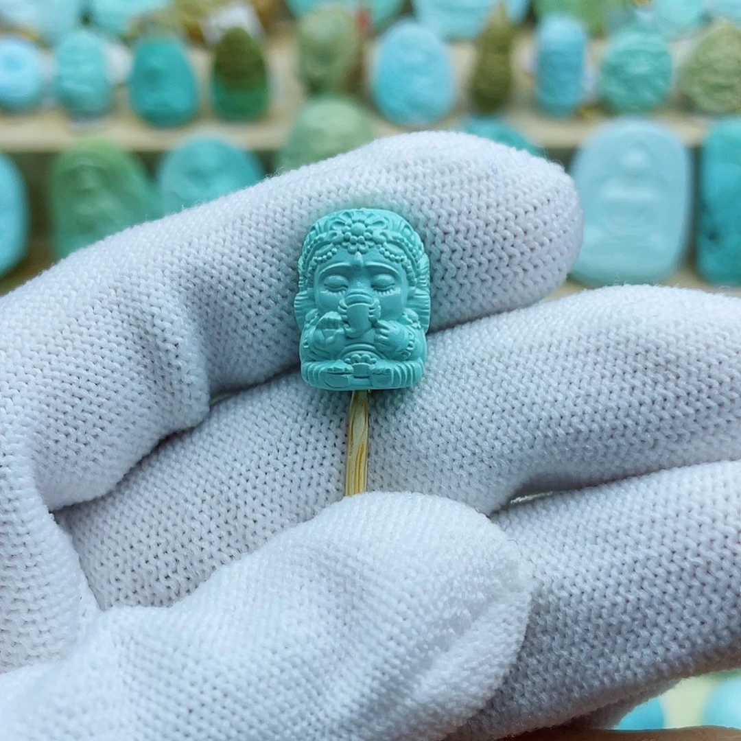 未镶嵌绿松石珠宝奇石