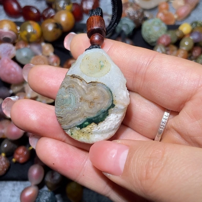 【闪购商品】玛瑙/玉髓项圈合金追***吧