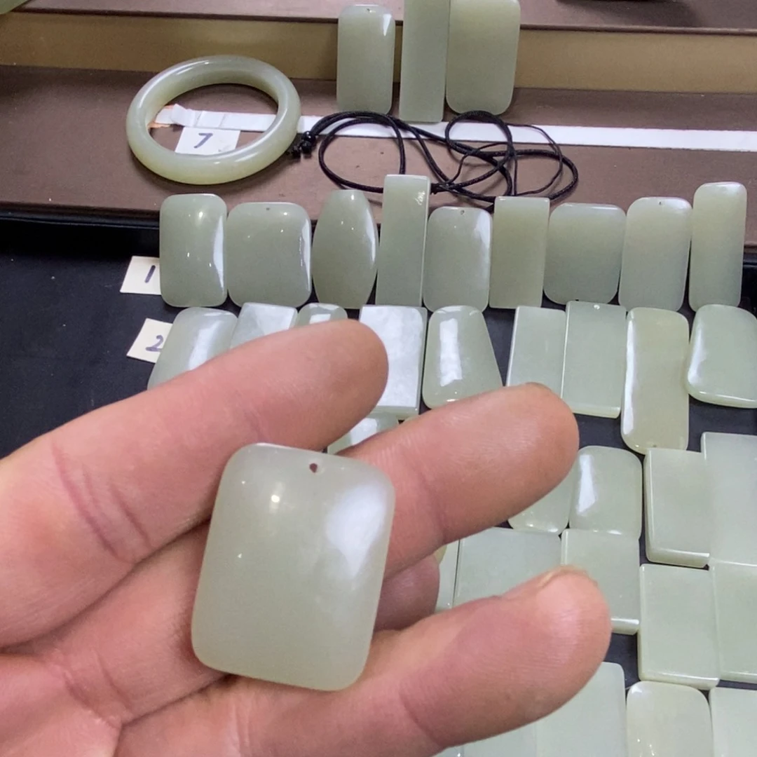 颈饰未镶嵌和田玉k***8079