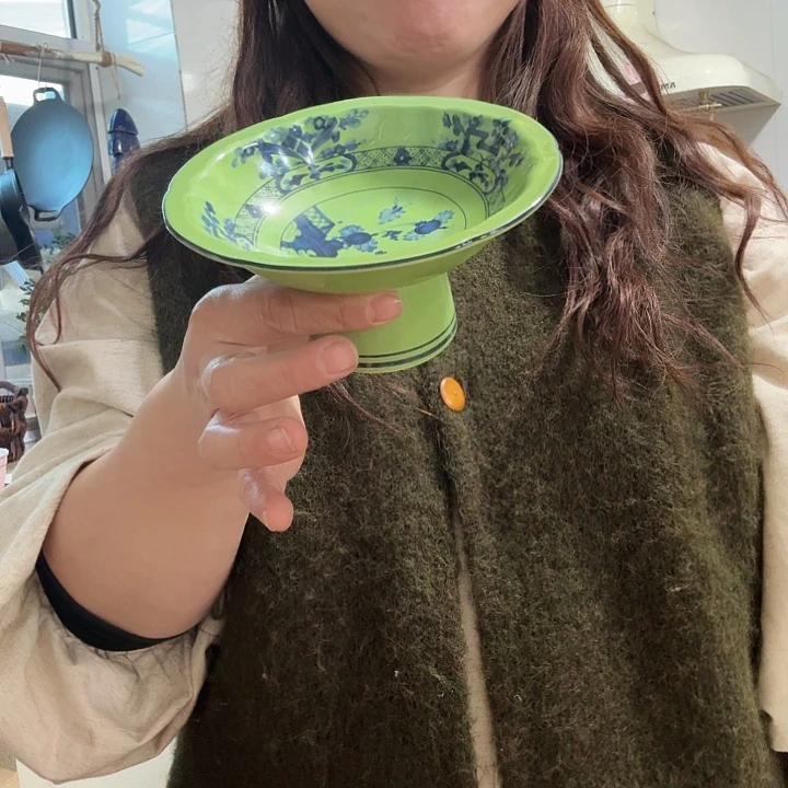 骨瓷绿色高脚碗微瑕