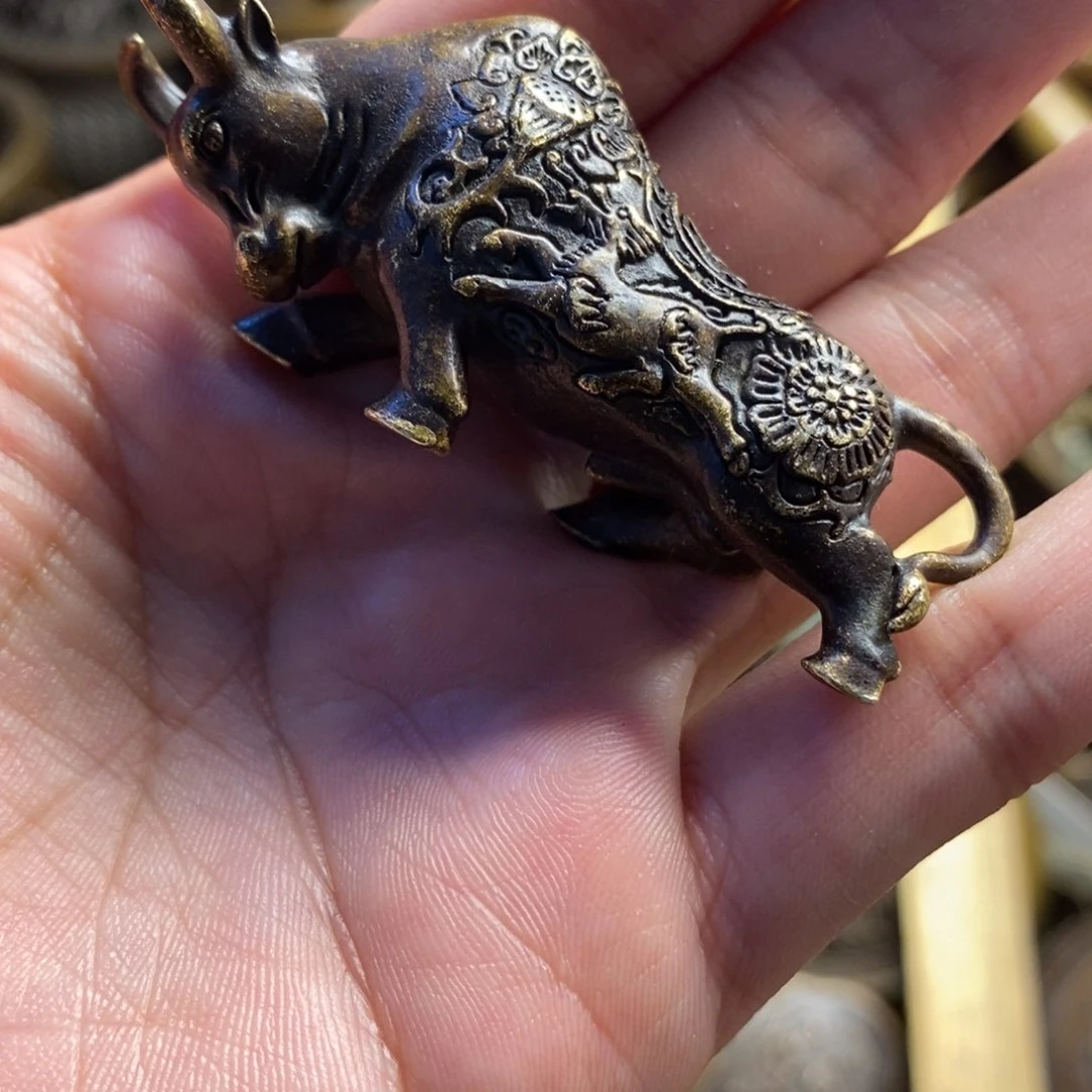 精美铜器做工精良
