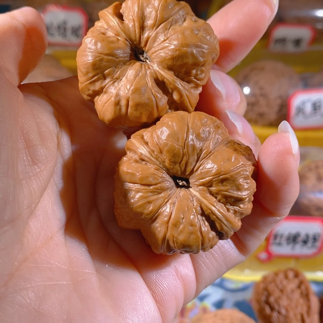 吊坠文玩核桃玉蟾