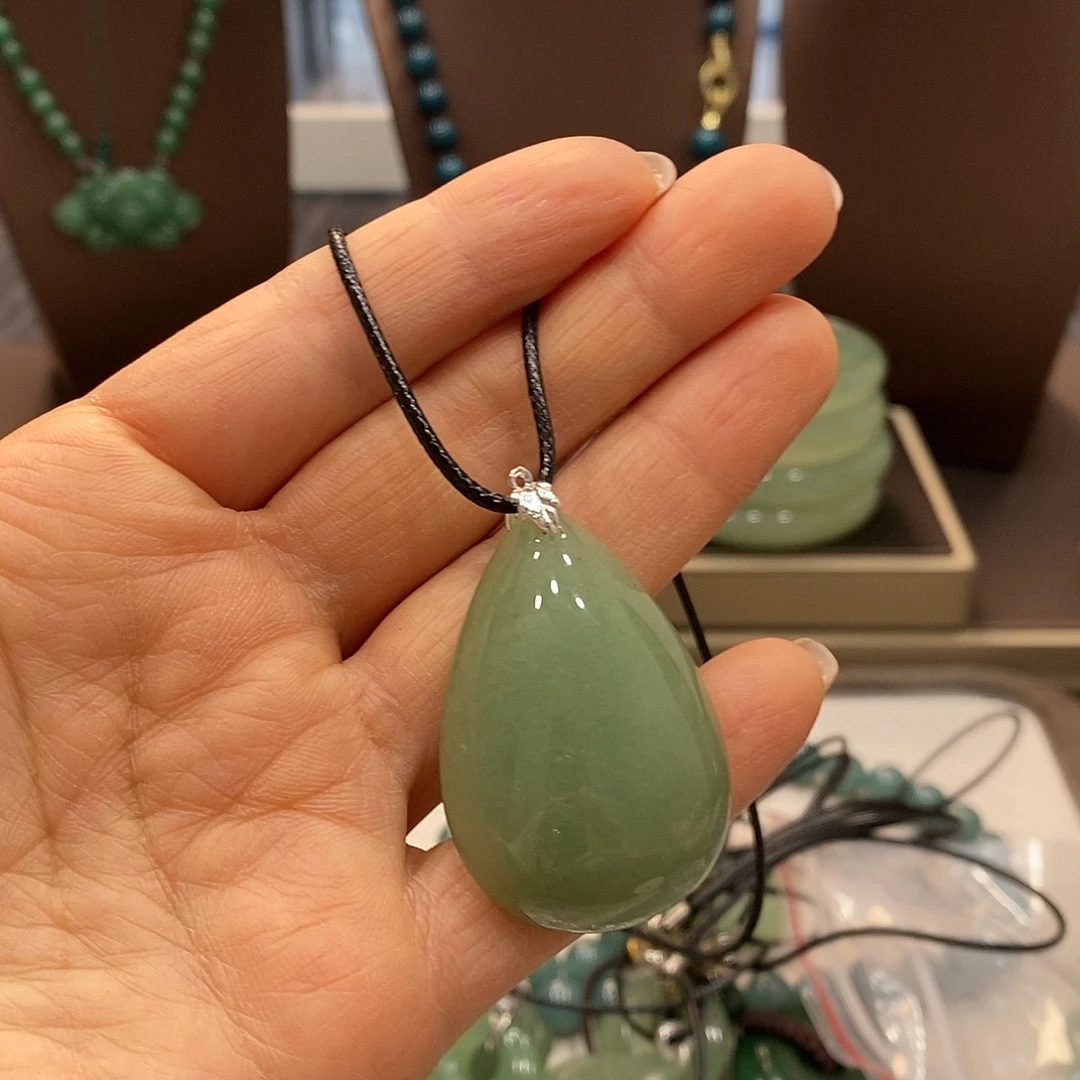 石英岩玉银S925镶嵌颈饰