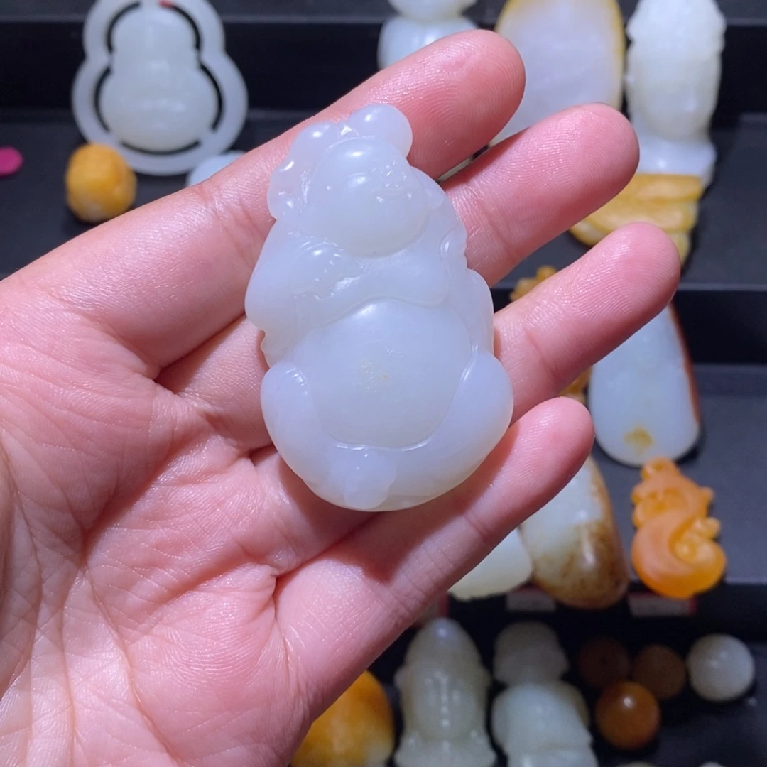 趙***雲和田玉未镶嵌颈饰