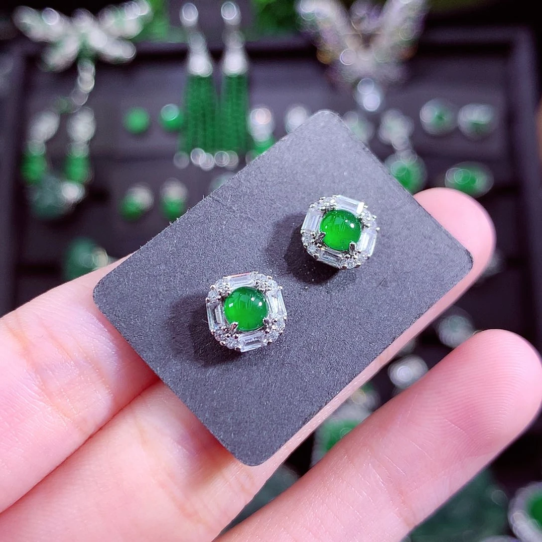 颈饰未镶嵌翡翠天然