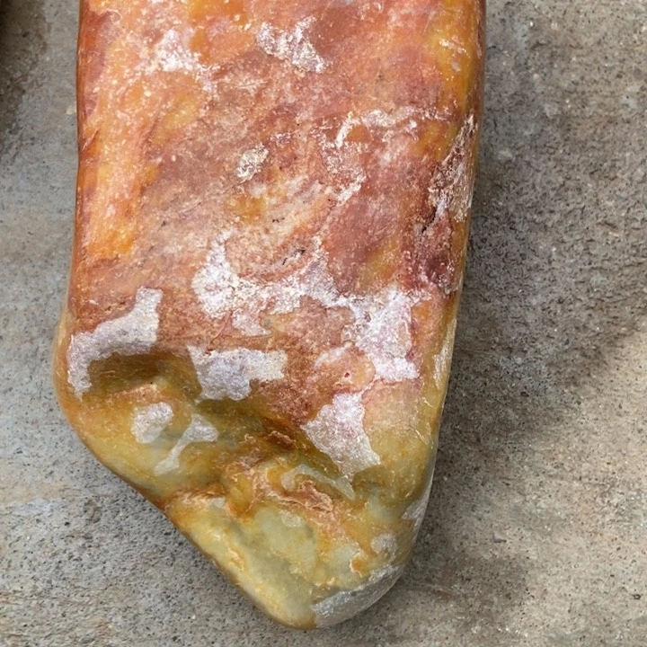 和田玉未镶嵌颈饰J****c
