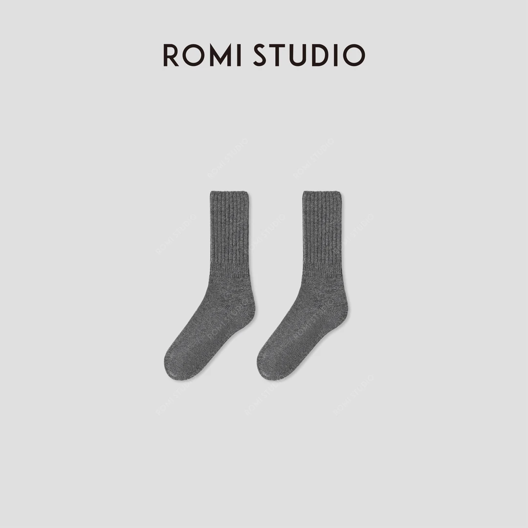 ROMI STUDIO“随手穿”灰色绵羊毛锁温保暖舒适中筒袜子RWCWP33925