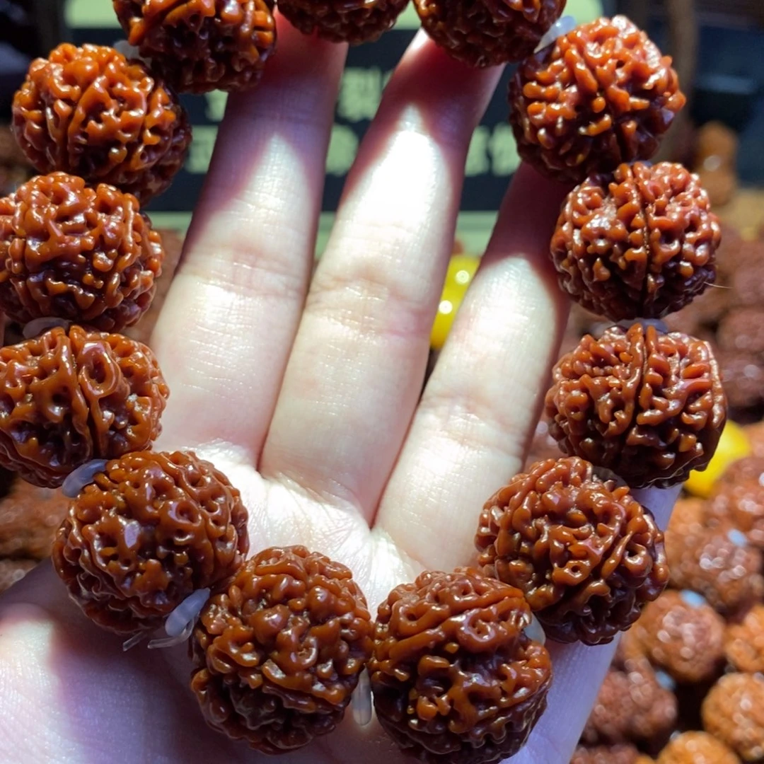 金刚菩提吊坠226原生态玉华