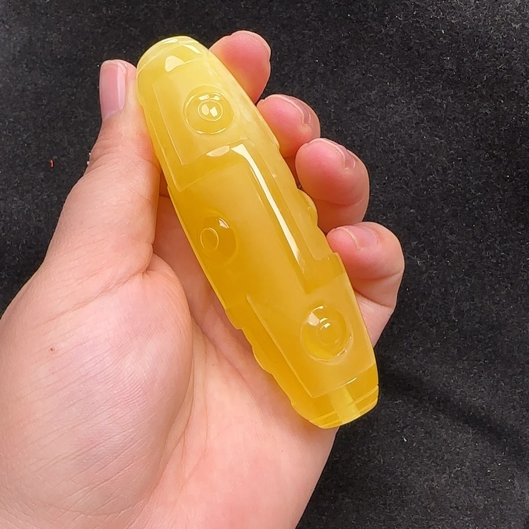 蜜蜡未镶嵌珠宝奇石
