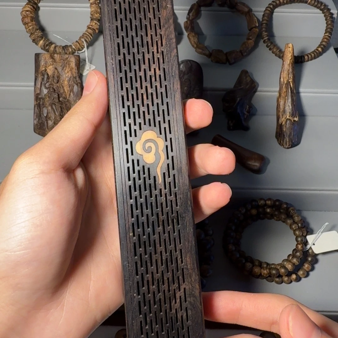 自***@沉香沉香碎屑香香