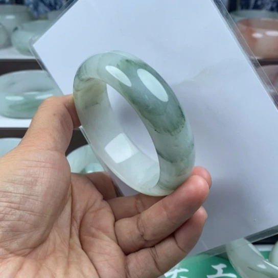 石英质玉（金丝玉）未镶嵌手镯